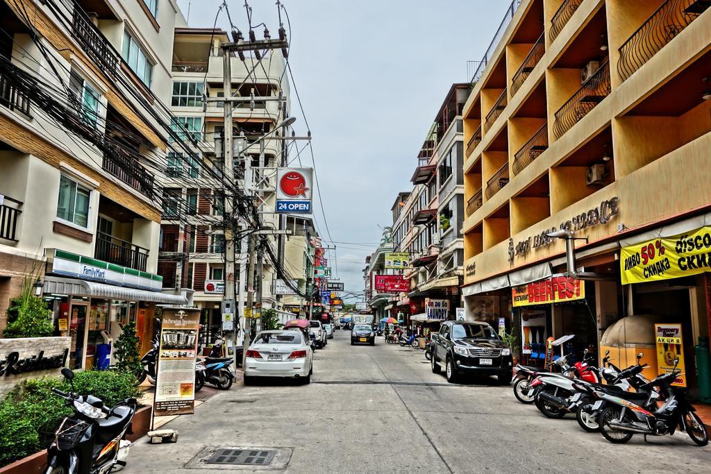 Lek Jomtien Hotel Buitenkant foto